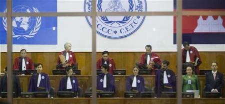 Chùm ảnh: Phiên xét xử cựu lãnh đạo Khmer Đỏ và quá khứ buồn đau - 3