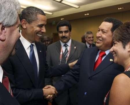 Đằng sau cái bắt tay giữa Obama-Chavez - 1 Đằng sau cái bắt tay giữa Obama-Chavez - 1
