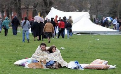 Chùm ảnh: Italia tan hoang sau động đất - 16