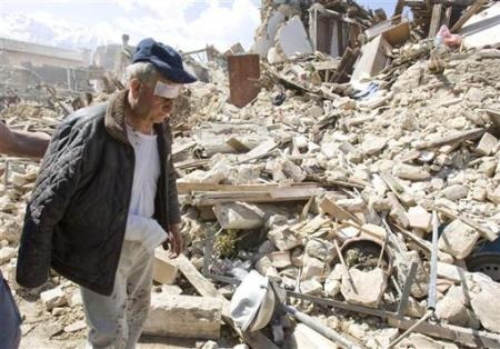 Chùm ảnh: Italia tan hoang sau động đất - 3