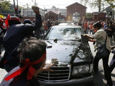 Khủng hoảng chính trị Thái Lan đang đổi màu - 4