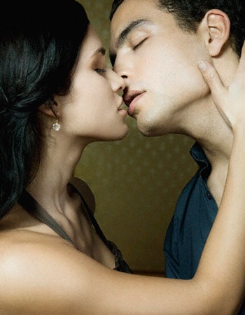 Hôn “pờ rồ” - 2