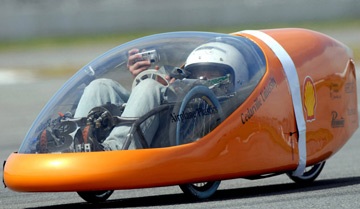 Chinh phục kỷ lục xe tiêu thụ nhiên liệu 0,03L/100km! - 1