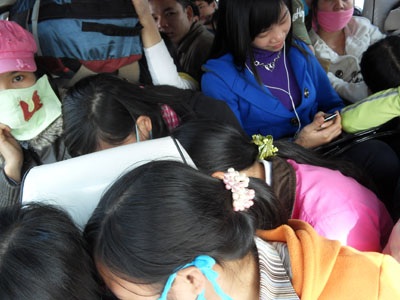 Nhộn nhạo những bến xe sau tết - 5