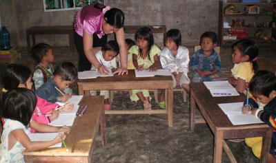 Những “cánh hoa” dưới chân núi Ka Đay - 3