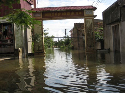 Mưa lũ phức tạp, Hà Tĩnh lo lũ quét - 1