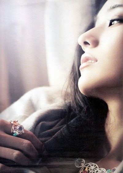 Han Chae Young ký hợp đồng với Christian Dior - 7 Han Chae Young ký hợp đồng với Christian Dior - 7