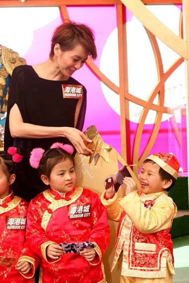 Lương Vịnh Kỳ tiết lộ lý do chia tay Trịnh Y Kiện - 4 Lương Vịnh Kỳ tiết lộ lý do chia tay Trịnh Y Kiện - 4
