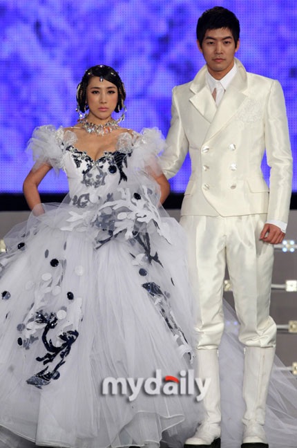 Seo In Young tỏa sáng trong show diễn của Andre Kim - 15 Seo In Young tỏa sáng trong show diễn của Andre Kim - 15