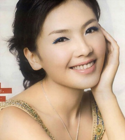 Lưu Đào lần đầu khoe con gái cưng - 4 Lưu Đào lần đầu khoe con gái cưng - 4