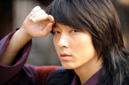 “Mỹ nam” Lee Jun Ki “tấn công” âm nhạc - 1
