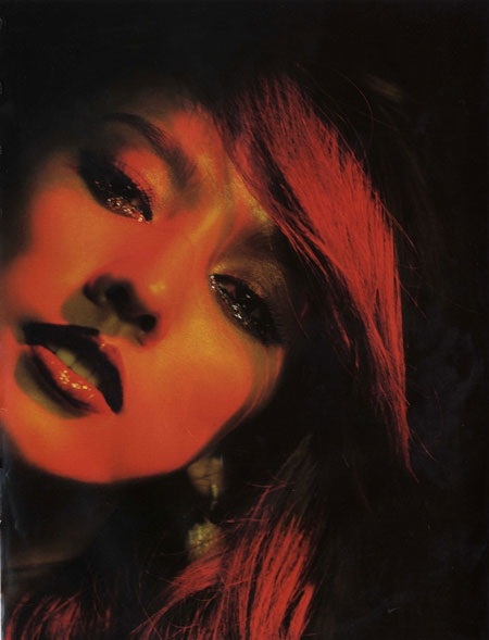 Chiêm ngưỡng bộ ảnh gợi cảm của Lee Hyori - 3