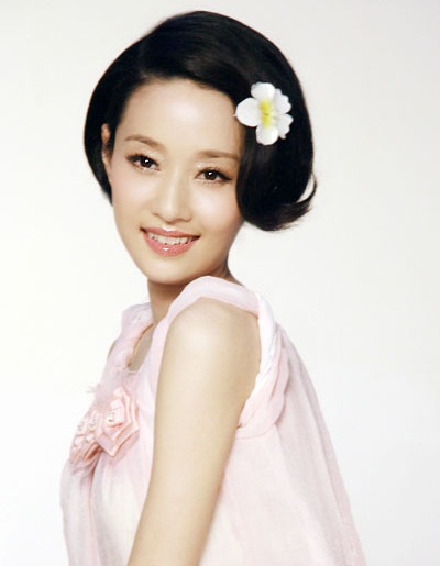 Mã Y Lợi "lột xác" sau khi sinh con - 1