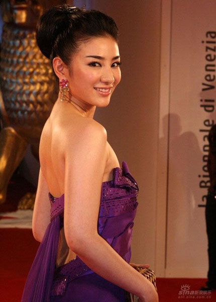 Huỳnh Dịch ngày càng xinh đẹp! - 2 Huỳnh Dịch ngày càng xinh đẹp! - 2