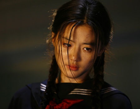 Dù bị nghe lén, Jeon Ji Hyun vẫn trung thành với công ty cũ - 5 Dù bị nghe lén, Jeon Ji Hyun vẫn trung thành với công ty cũ - 5