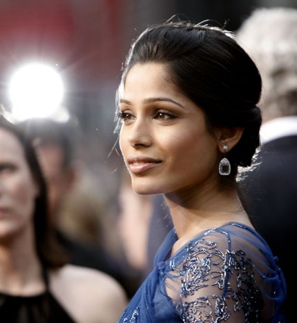 Freida Pinto bất ngờ thành “sao”  - 32