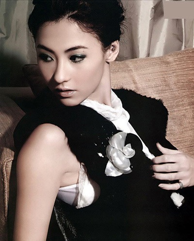 Trương Bá Chi "mở lòng" về scandal ảnh "nóng" - 4 Trương Bá Chi "mở lòng" về scandal ảnh "nóng" - 4
