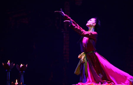 Đã mắt với “Vũ” của Linh Nga tại TPHCM - 1