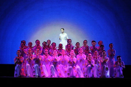 Đã mắt với “Vũ” của Linh Nga tại TPHCM - 30