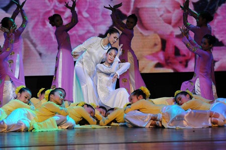 Đã mắt với “Vũ” của Linh Nga tại TPHCM - 33