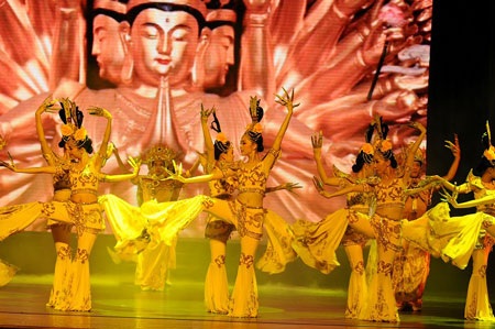 Đã mắt với “Vũ” của Linh Nga tại TPHCM - 20