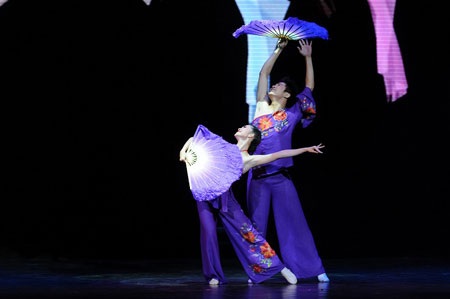 Đã mắt với “Vũ” của Linh Nga tại TPHCM - 21