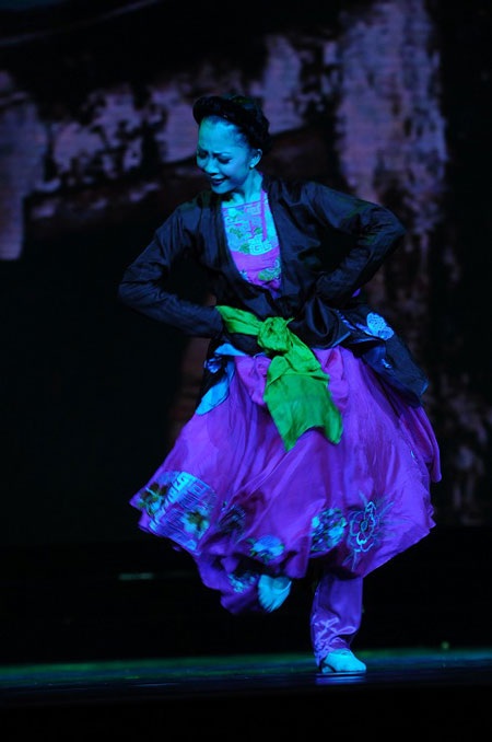 Đã mắt với “Vũ” của Linh Nga tại TPHCM - 24