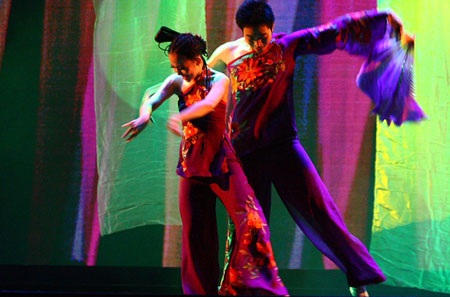 Đã mắt với “Vũ” của Linh Nga tại TPHCM - 23