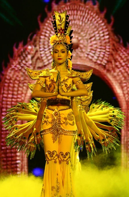 Đã mắt với “Vũ” của Linh Nga tại TPHCM - 18