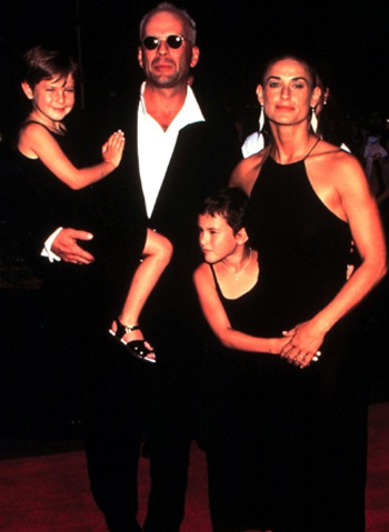 12 cuộc chia tay gây “sốc” trong làng giải trí - 5