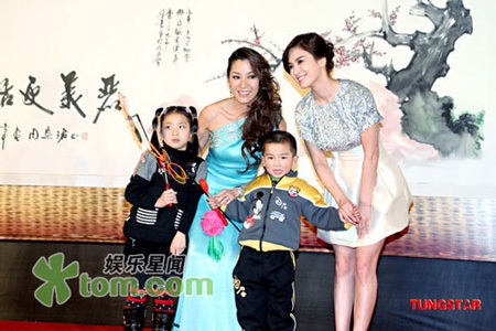 Song Hye Kyo - Ngôi sao từ thiện duyên dáng nhất - 17