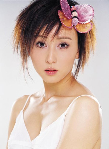 Sau khi kết hôn, Hồ Tịnh hướng tới phong cách gợi cảm - 3