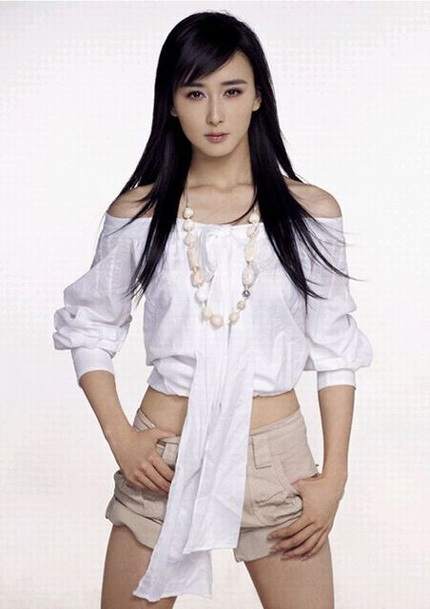 Sau khi kết hôn, Hồ Tịnh hướng tới phong cách gợi cảm - 8