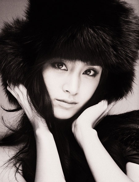 “Ngất ngây” với ảnh quảng cáo của Kim Tae Hee - 24