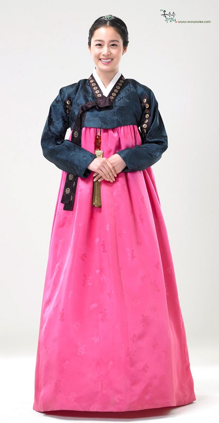 “Ngất ngây” với ảnh quảng cáo của Kim Tae Hee - 26