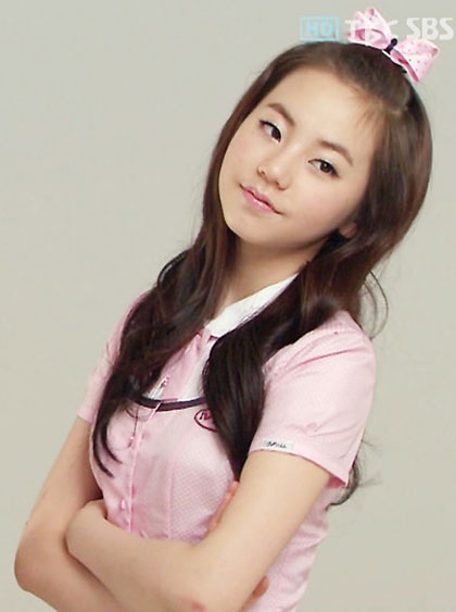 “Em út” nhóm Wonder Girls phong toả tạp chí thời trang - 1 “Em út” nhóm Wonder Girls phong toả tạp chí thời trang - 1