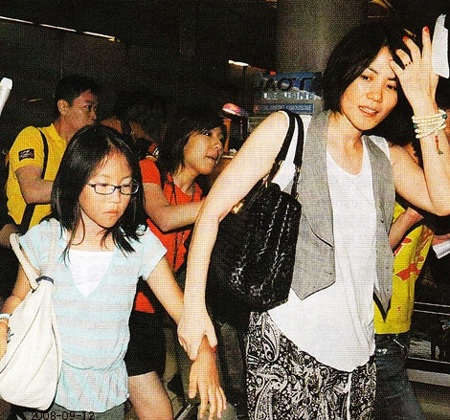 Thưởng thức giọng hát của diva Hồng Kông Vương Phi - 9