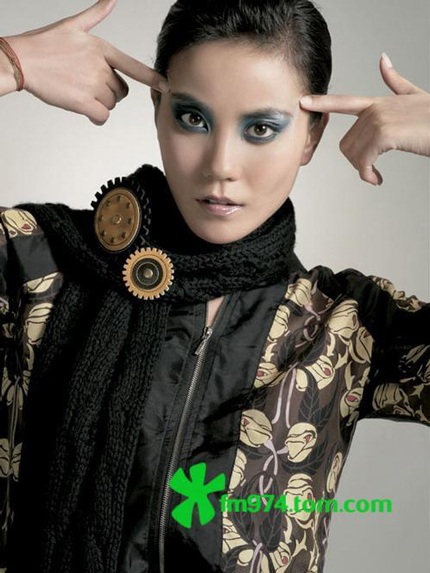 Thưởng thức giọng hát của diva Hồng Kông Vương Phi - 3