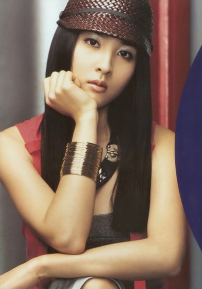 Han Hye Jin đã có thời đi “cầm cưa” - 3