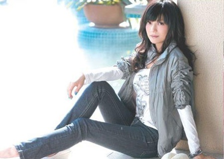 “Én nhỏ” Triệu Vy xinh tươi đón hè - 5