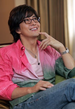 Bae Yong Jun: "Ông hoàng" làn sóng Hàn Quốc - 1