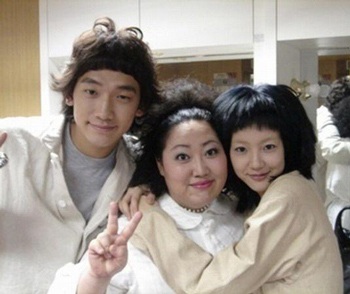 Áp phích phim nhựa đầu tay của Bi đã trình làng - 1