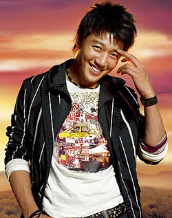 Kim Rae Won "hút" fan bởi nụ cười  - 5