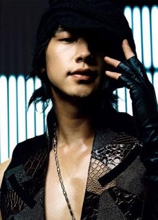 "Thần may mắn" lại mỉm cười với Rain - 2