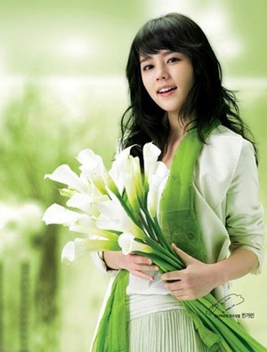 Han Ga In muốn sớm lên chức… mẹ! - 4