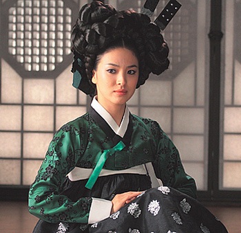 Ngắm “sao” Hàn “diện” Hanbok - 13