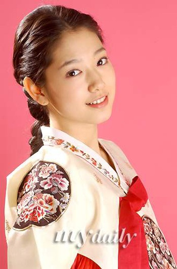 Ngắm “sao” Hàn “diện” Hanbok - 14