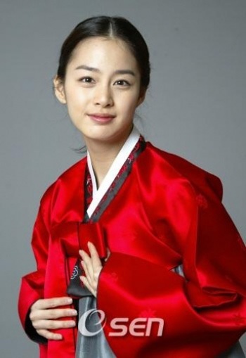 Ngắm “sao” Hàn “diện” Hanbok - 17