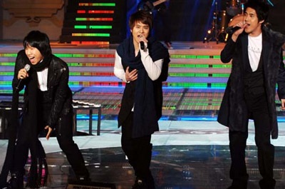 Bất ngờ và sôi động lễ trao giải âm nhạc SBS - 13 Bất ngờ và sôi động lễ trao giải âm nhạc SBS - 13