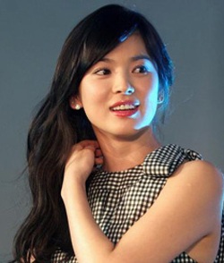 Song Hye Kyo cũng hâm mộ Lương Triều Vỹ - 2